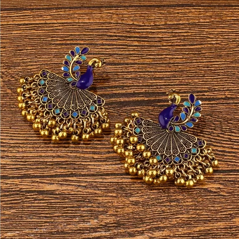 Vintage Peacock Drop Earrings NEW 🏷️